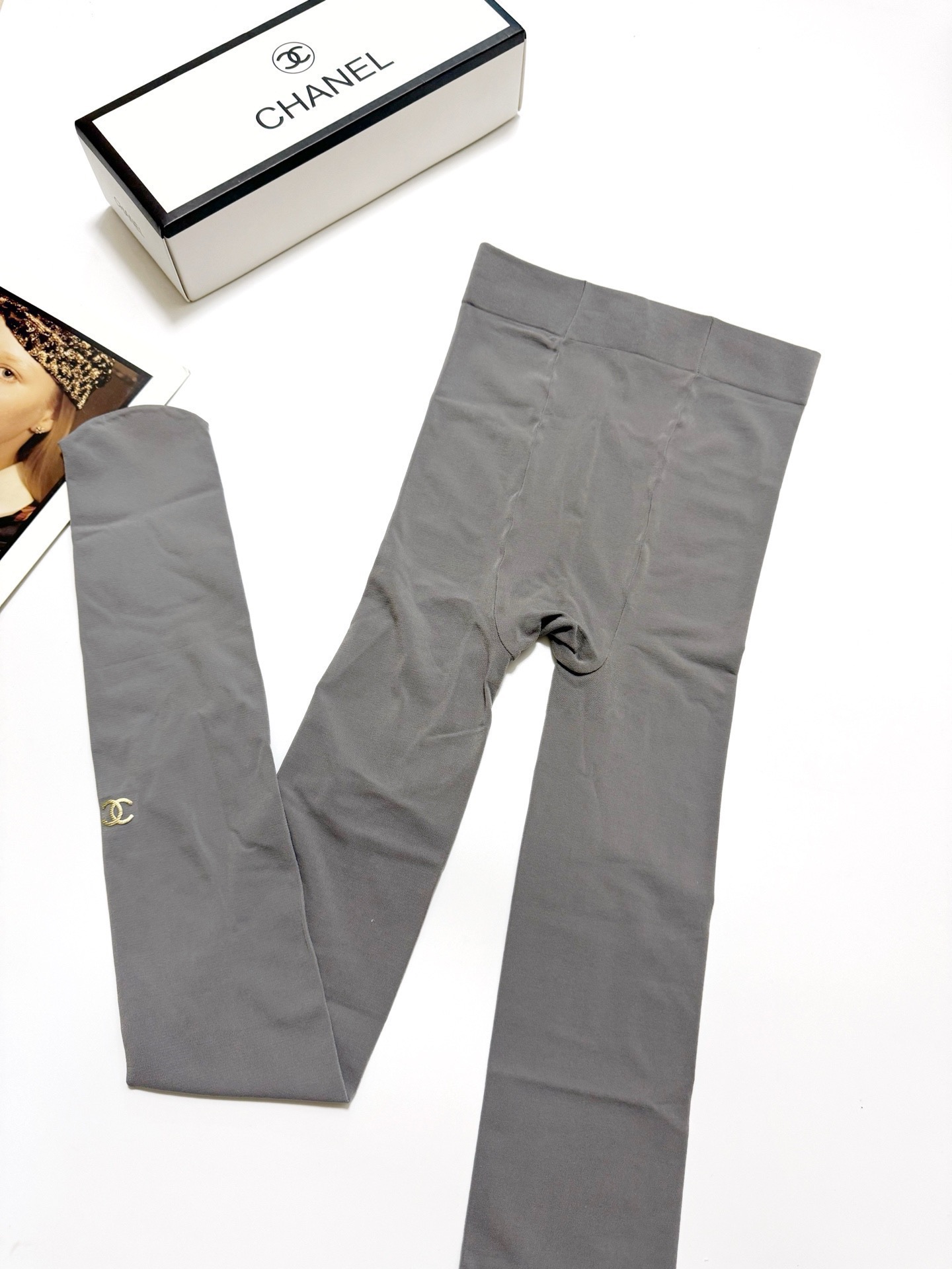 配包装🌟【一盒一双】🌟Chanel 香奈儿 爆款双C 字母 丝袜 🌟好看到爆炸 欧美大牌丝袜 连裤袜 🔥