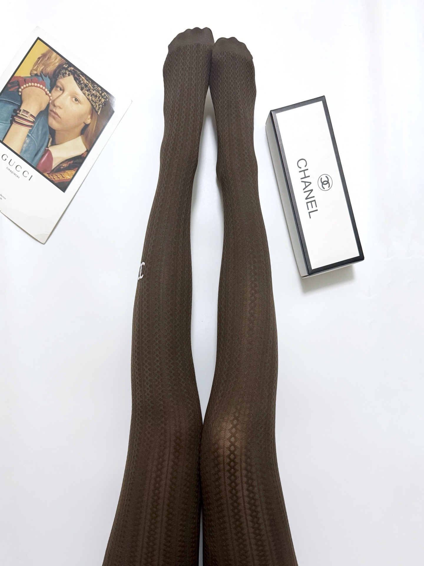 配包装🌟【一盒一双】🌟Chanel 香奈儿 爆款麻花纹 双C 字母 打底裤袜 🌟好看到爆炸 欧美大牌天鹅