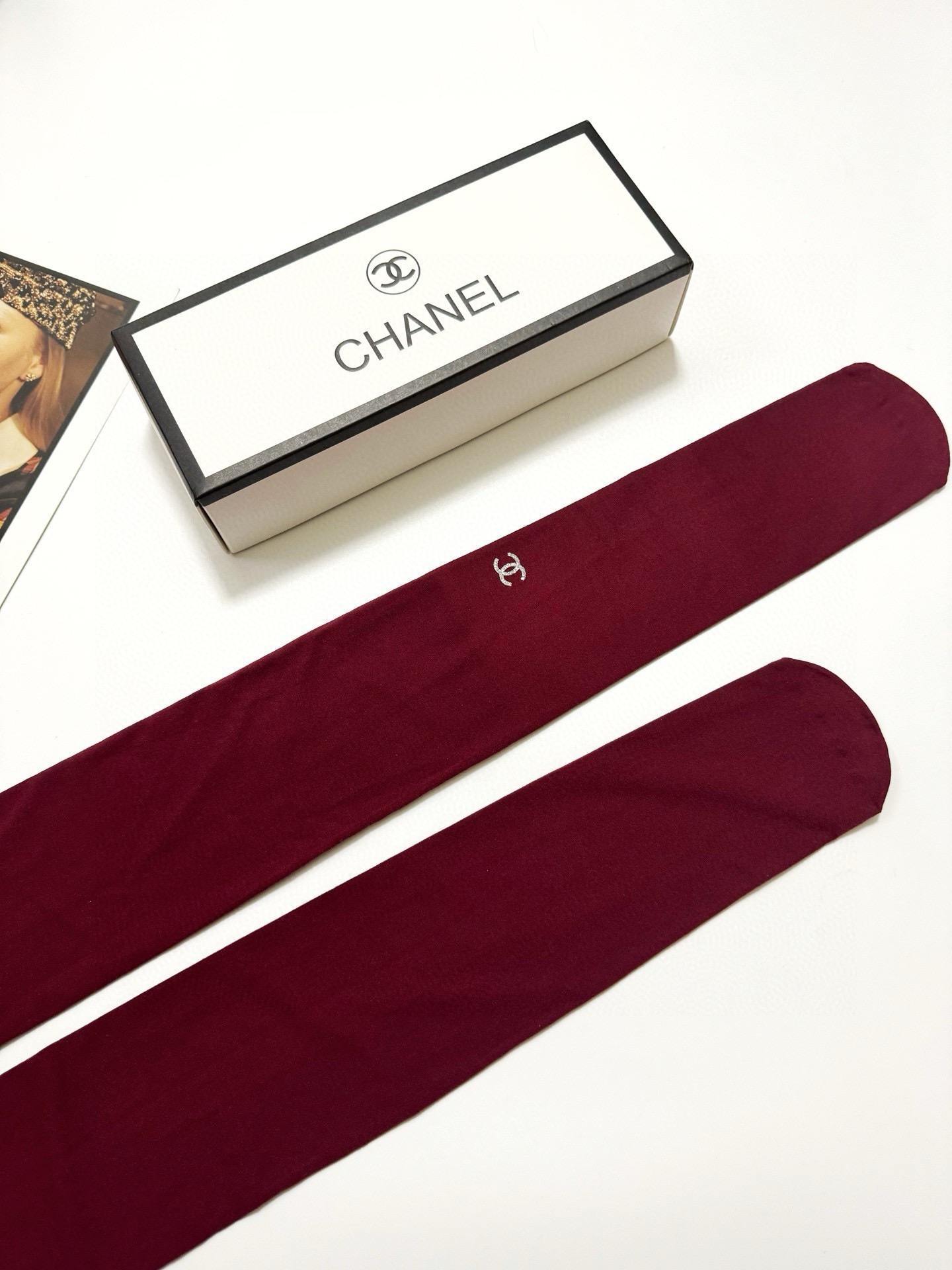 配包装【一盒一双】🌟Chanel香奈儿 双C 字母丝袜 🌟好看到爆炸 ，欧美大牌丝袜🔥一比一高版本制作，