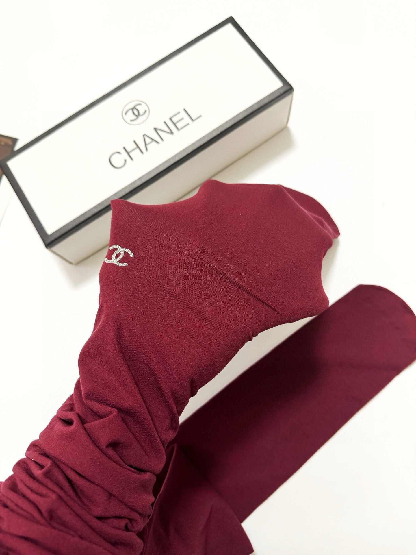 配包装【一盒一双】🌟Chanel香奈儿 双C 字母丝袜 🌟好看到爆炸 ，欧美大牌丝袜🔥一比一高版本制作，