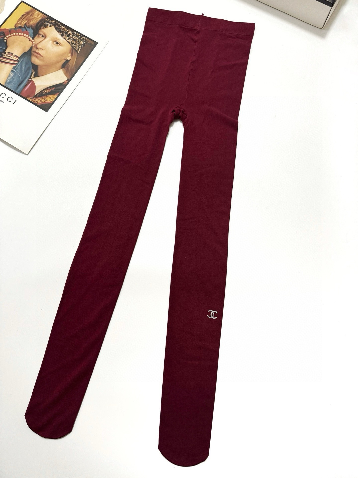 配包装【一盒一双】🌟Chanel香奈儿 双C 字母丝袜 🌟好看到爆炸 ，欧美大牌丝袜🔥一比一高版本制作，