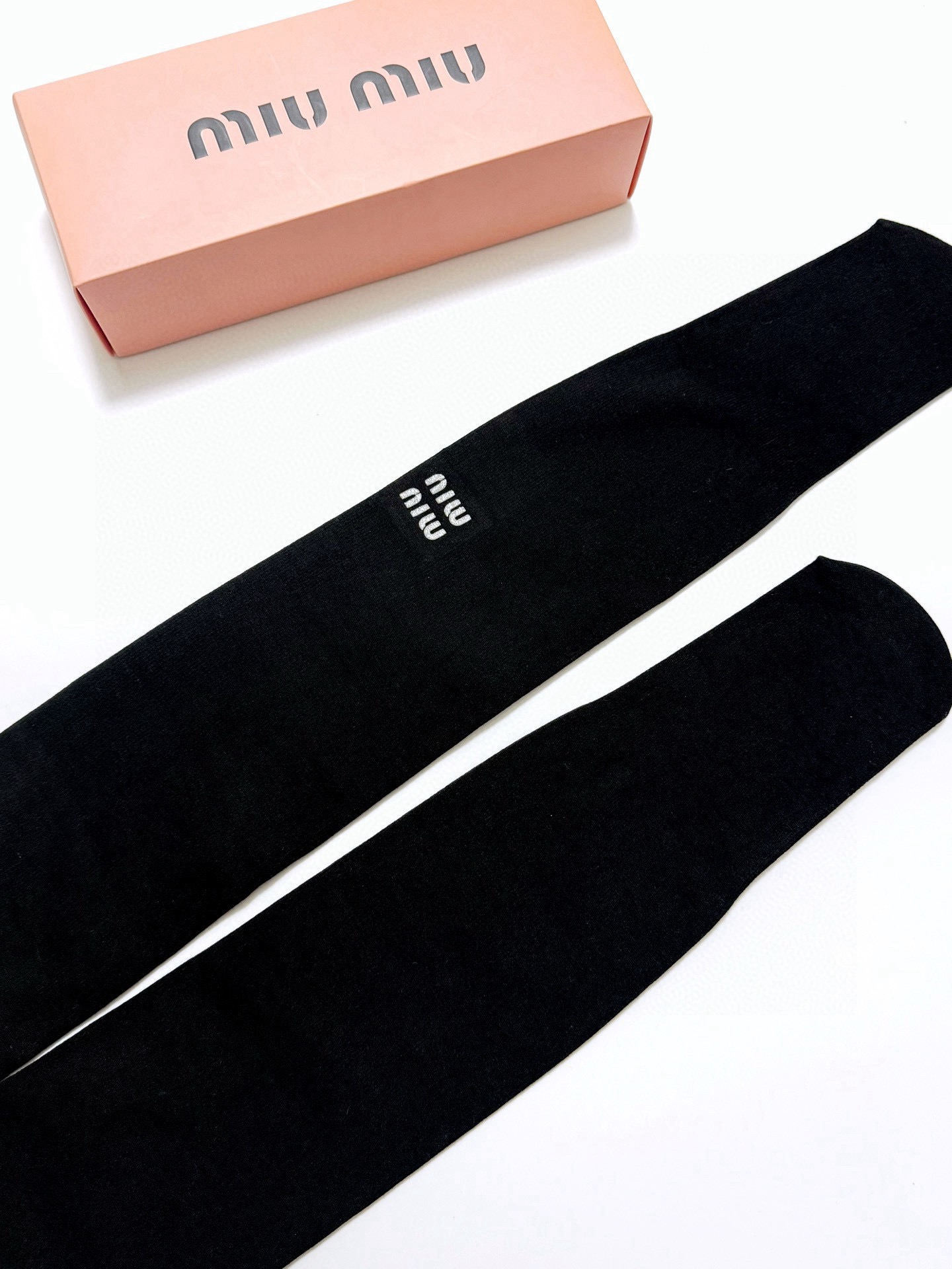 配包装🌟【一盒一双】（不加绒）🌟缪缪 miumiu ins爆款连裤袜 ，🌟对版高货！超大弹力。150g螺
