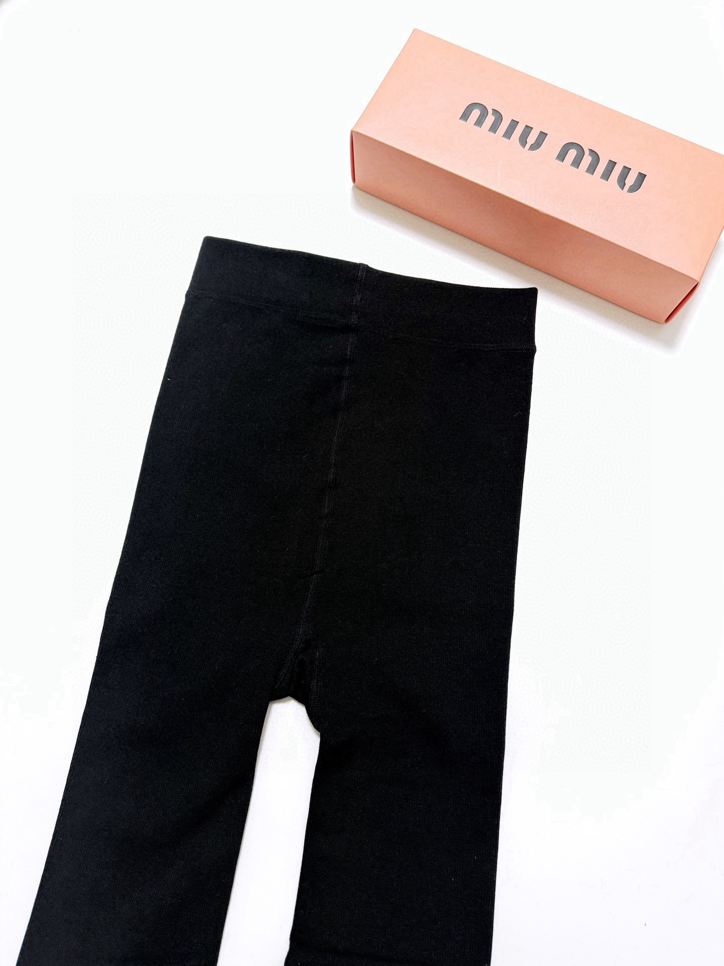 配包装🌟【一盒一双】（不加绒）🌟缪缪 miumiu ins爆款连裤袜 ，🌟对版高货！超大弹力。150g螺