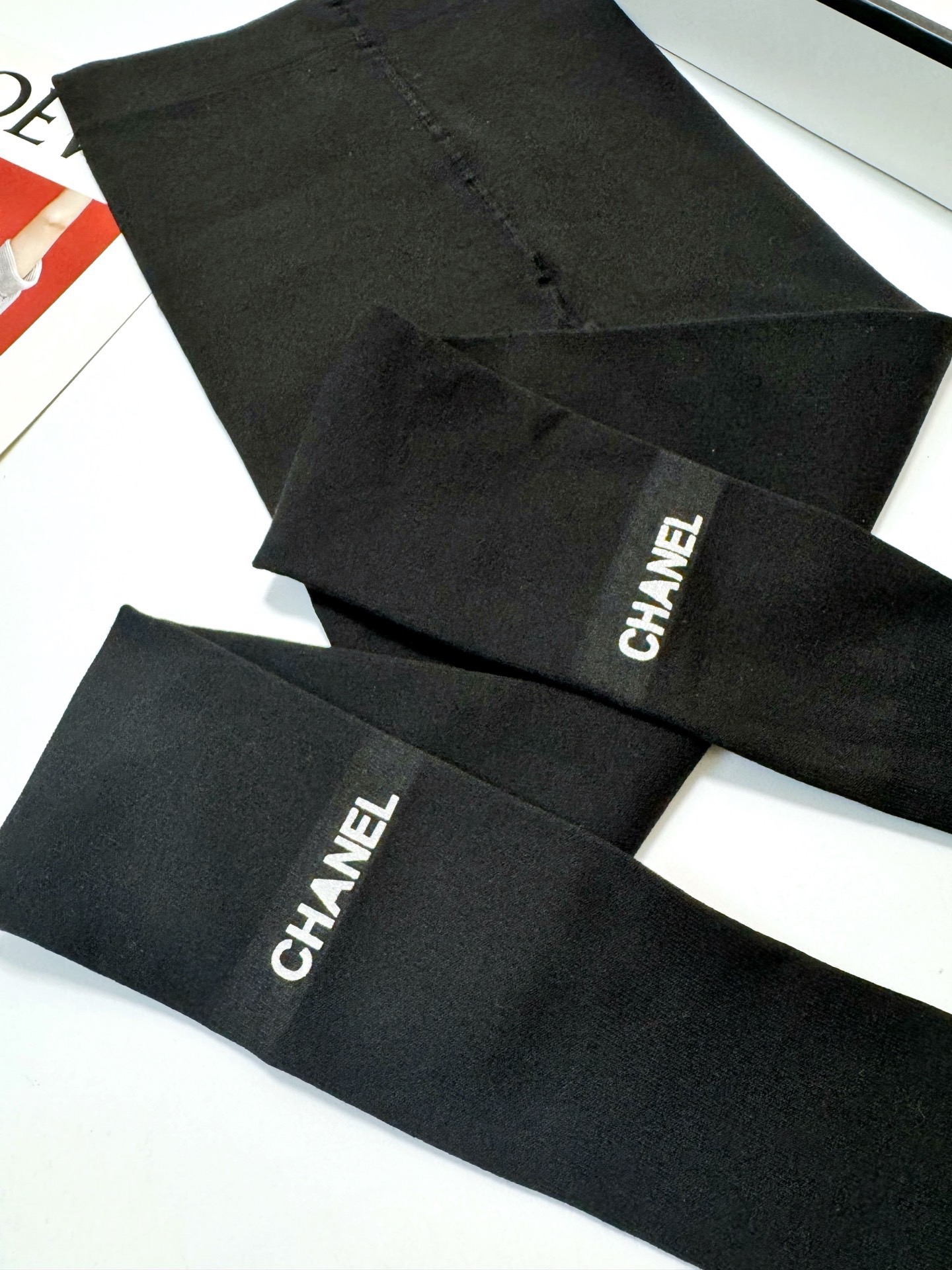 【加厚款】 配包装🌟【一盒一双】🌟Chanel 香奈儿 ins爆款，加厚加绒连裤袜 ，🌟对版高货！超大弹