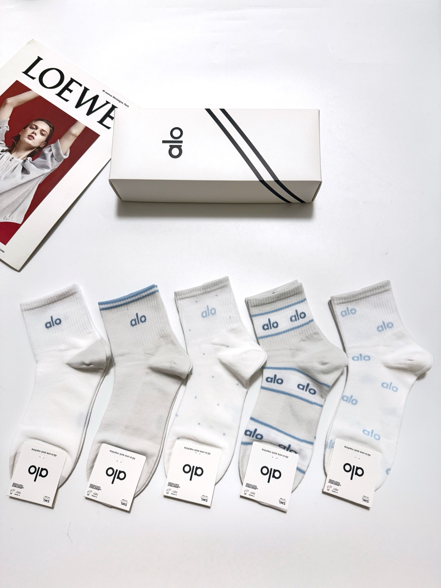 配包装🌟【一盒5 双】 🌟alo经典字母logo 纯棉 混纺网面 短筒袜 ，软糯亲肤，ins超火爆配色 