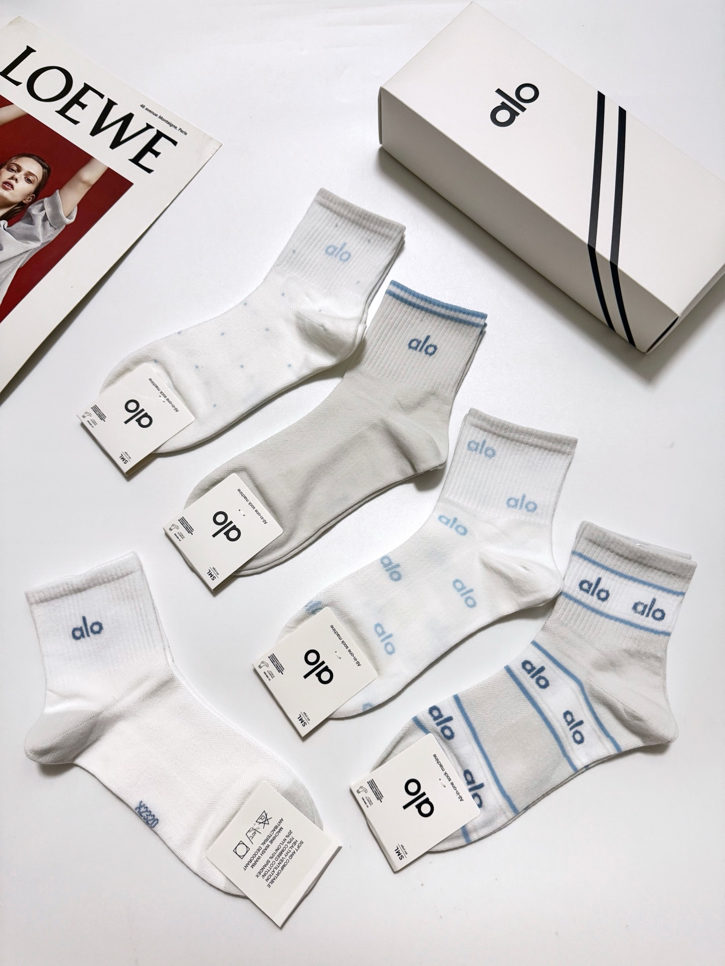 配包装🌟【一盒5 双】 🌟alo经典字母logo 纯棉 混纺网面 短筒袜 ，软糯亲肤，ins超火爆配色 