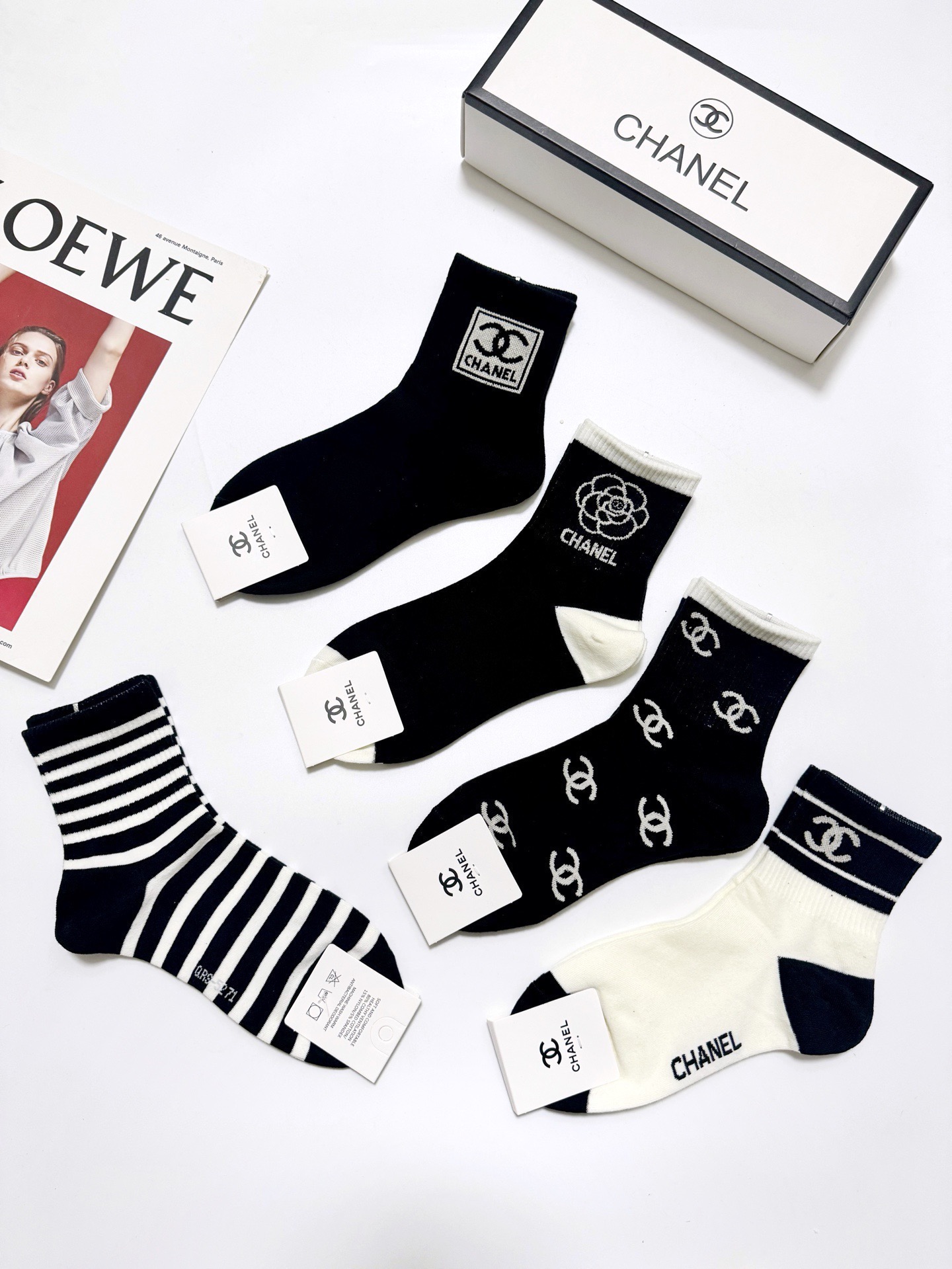 配包装🌟【一盒5 双】🌟Chanel 香奈儿 经典字母 logo短袜 ！纯棉面料软糯亲肤！🌟ins爆款！