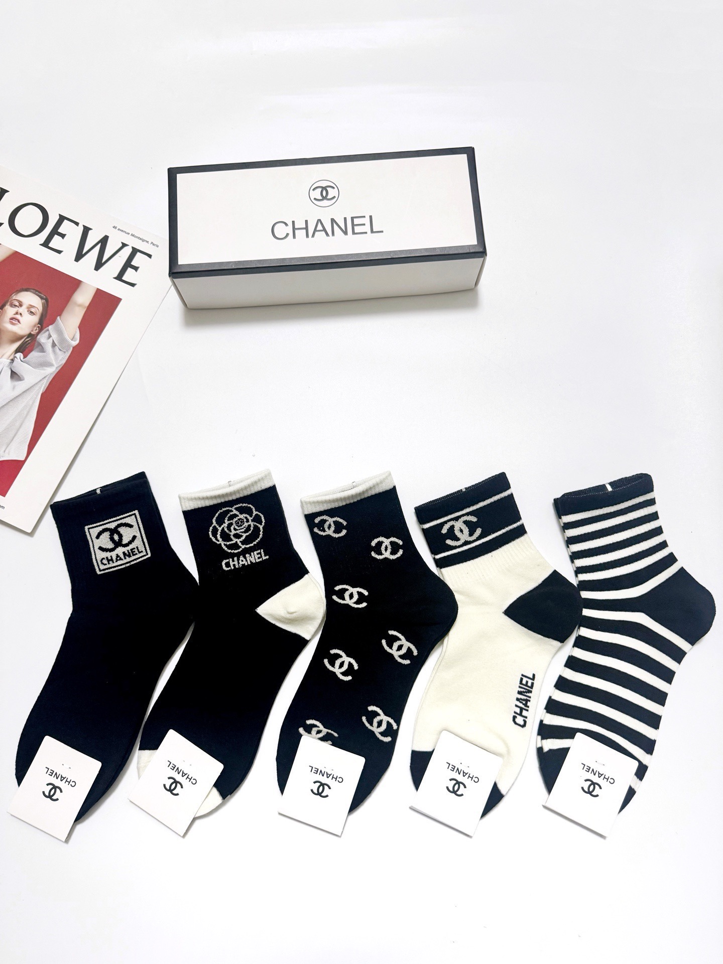 配包装🌟【一盒5 双】🌟Chanel 香奈儿 经典字母 logo短袜 ！纯棉面料软糯亲肤！🌟ins爆款！