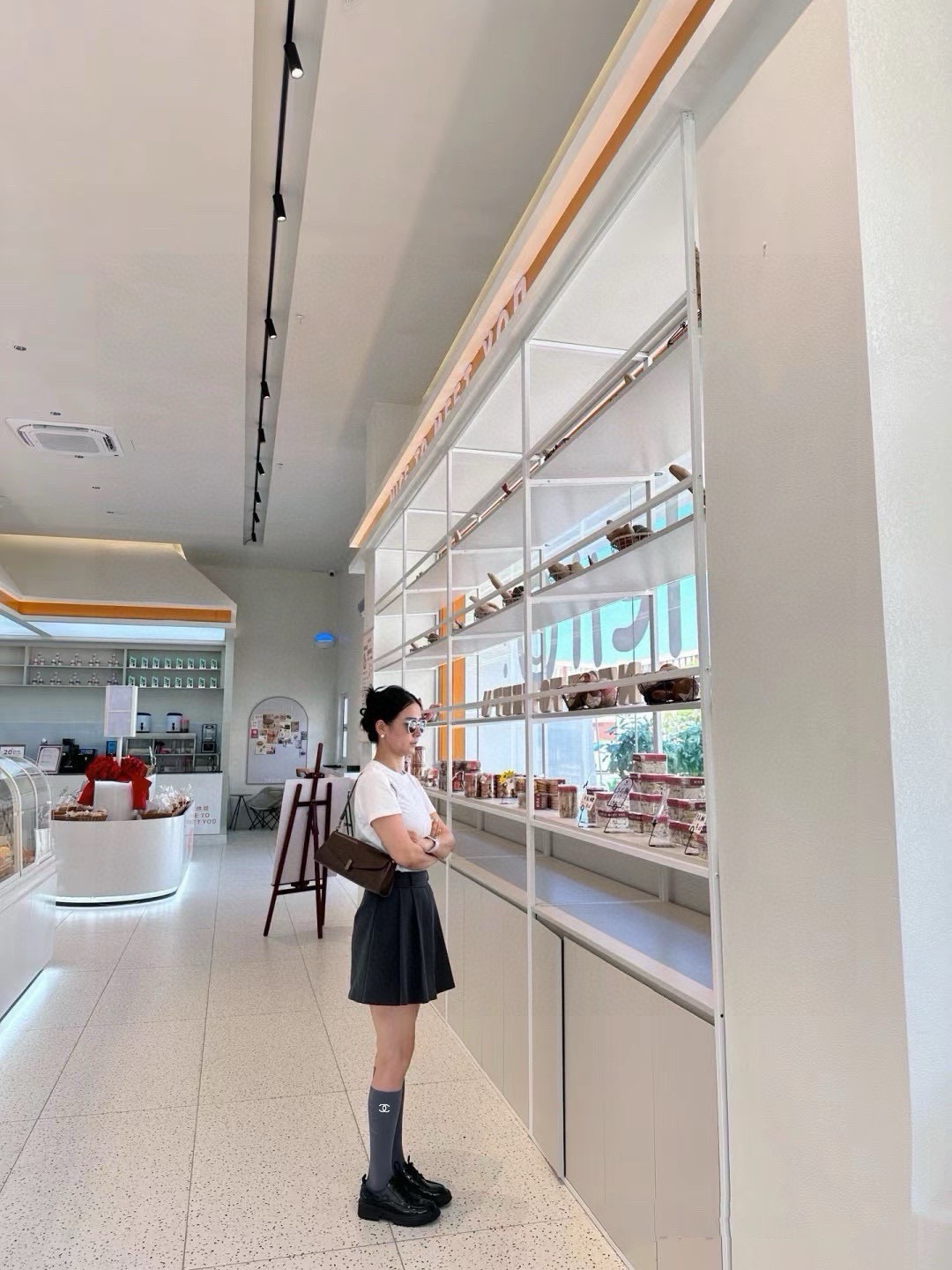 配包装🌟【一盒一双】🌟Chanel 香奈儿 经典双C字母logo纯棉长筒袜 小腿袜🌟ins爆款！专柜在售