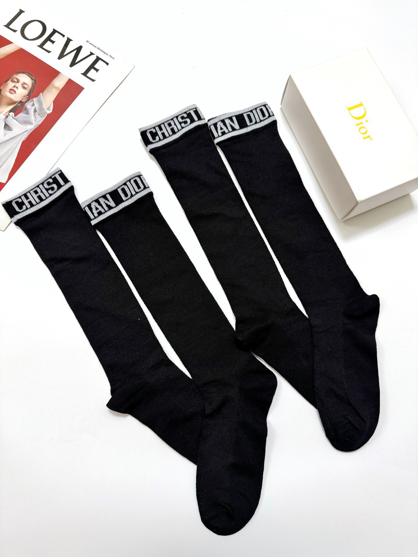 配包装🌟【一盒2双】🌟Dior 迪奥 棉混纺网眼中筒袜 小腿袜🌟ins爆款！专柜在售ing 🌟高版本 ～
