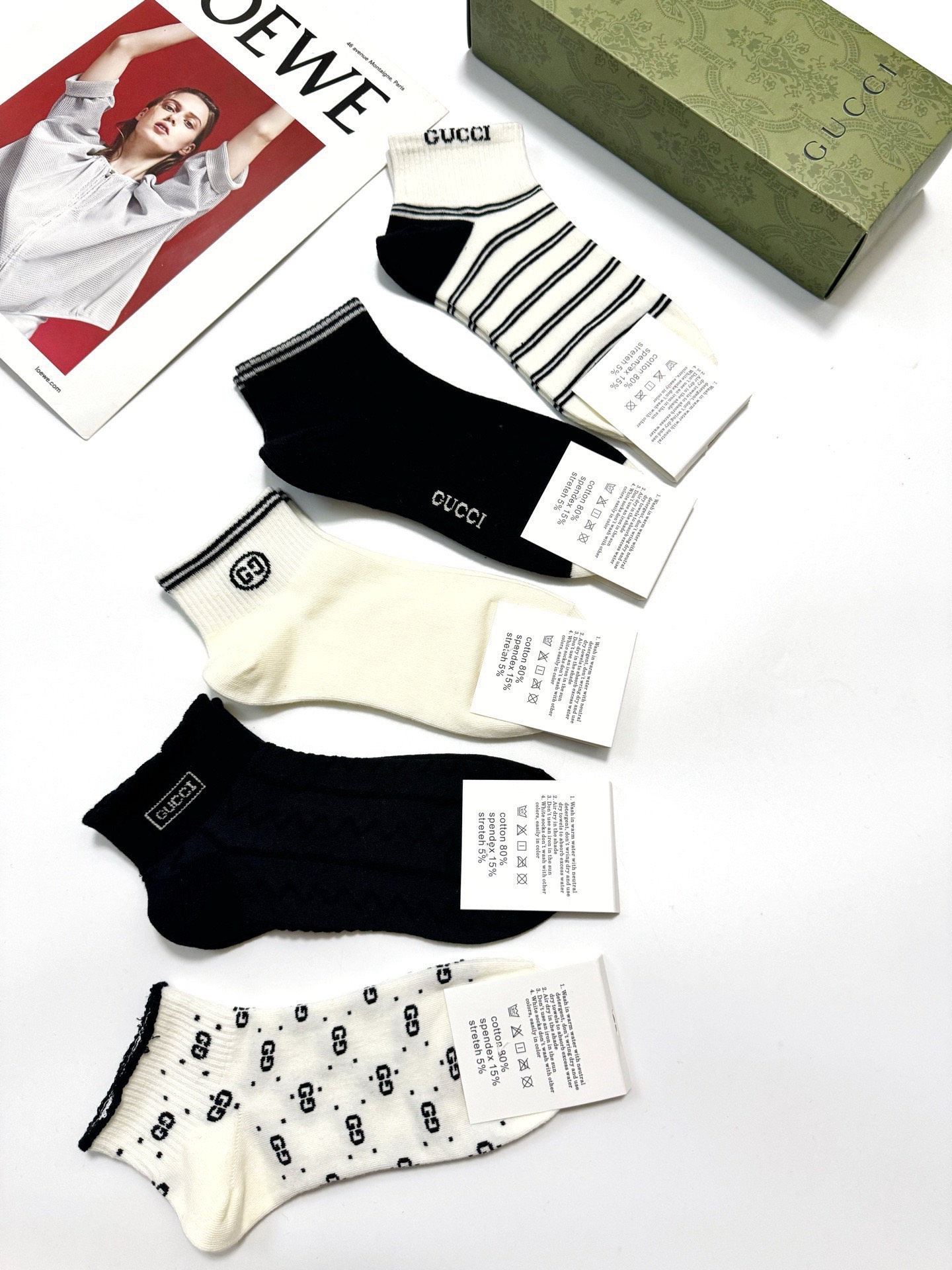 配包装🌟【一盒5 双】 🌟Gucci 古奇 经典字母logo纯棉短袜 男女同款，ins超火爆红人同款，精