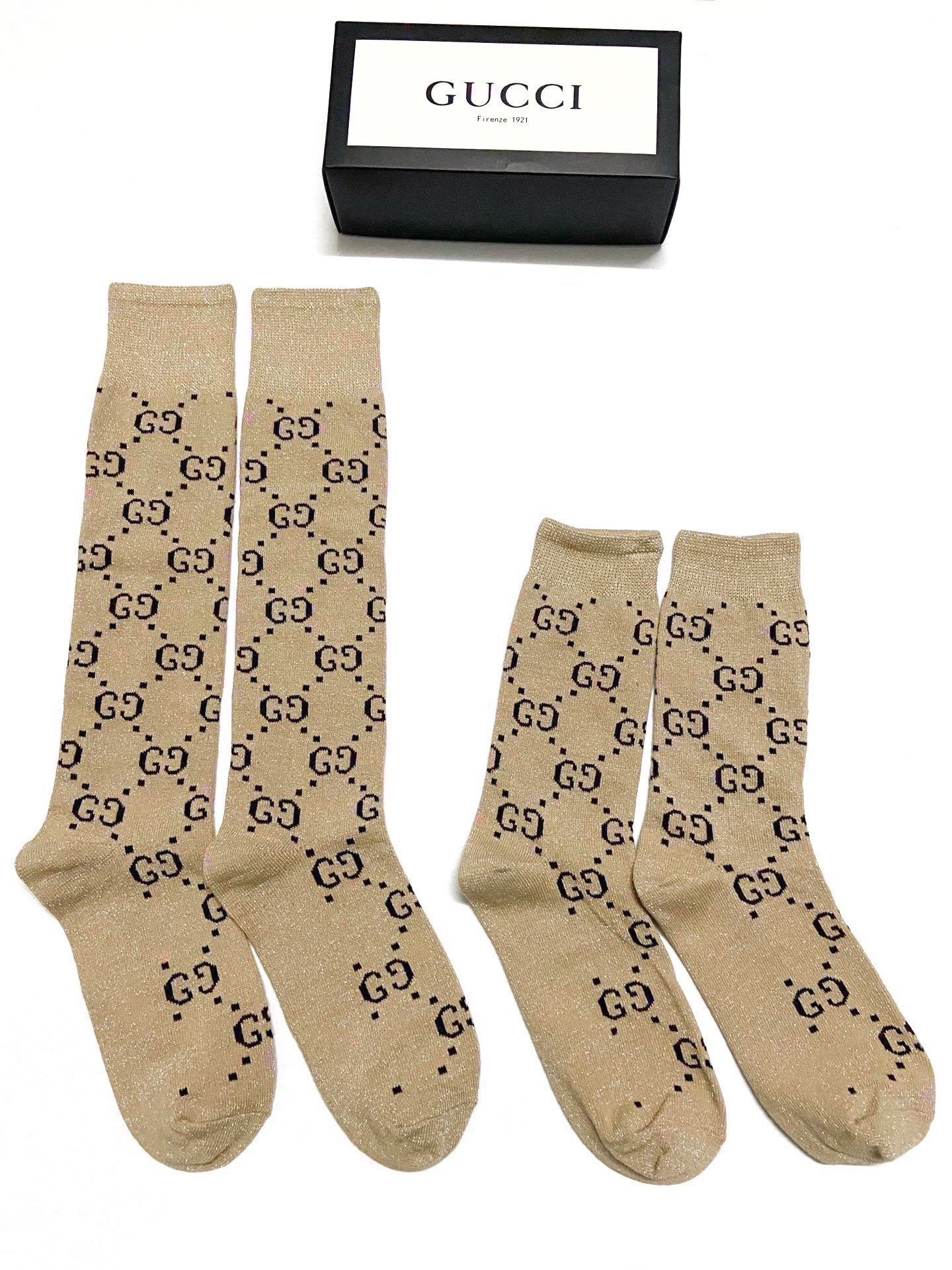 配包装🌟【一盒2 双】🌟Gucci 古奇 爆款金银丝长筒袜 中筒袜，超级火爆小腿袜🔥双针针织混纺金银丝材