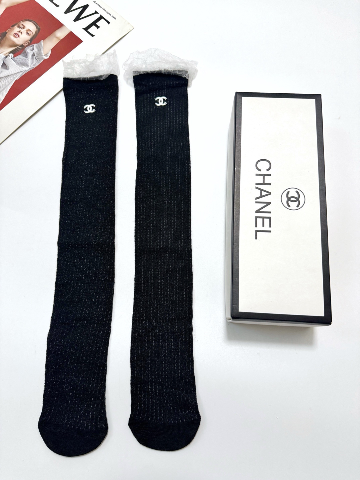配包装🌟【一盒一双】🌟Chanel 香奈儿 经典字母logo镂空 长筒袜 小腿袜🌟重工装饰个性时尚🌟in