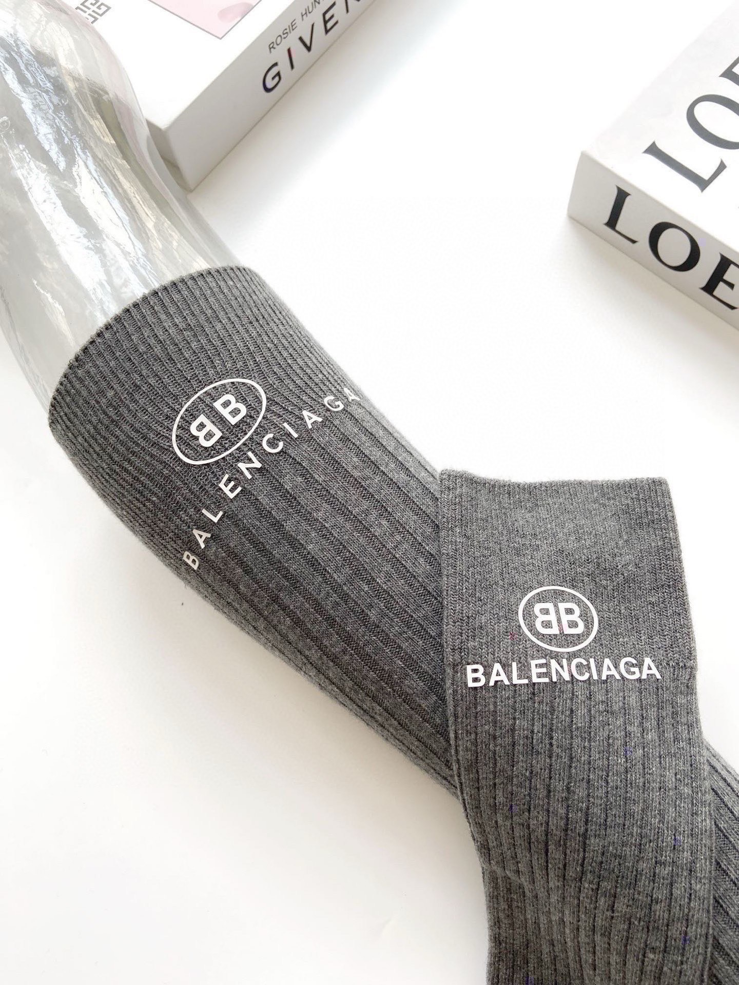 配包装🌟【一盒一双】🌟巴黎世家 balenciaga 经典字母logo纯棉长筒袜 小腿袜🌟重工装饰个性时