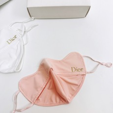 配盒子🌟【一盒2个】🌟 Dior 迪奥 经典字母logo冰丝防晒口罩,防紫外线的夏季神器,护眼角防晒口罩 配盒子🌟【一盒2个】🌟 Dior 迪奥 经典字母logo冰丝防晒口罩,防紫外线的夏季神器,护眼角防晒口罩