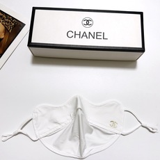 配盒子🌟【一盒2个】🌟 Chanel 香奈儿 经典字母logo冰丝防晒口罩,防紫外线的夏季神器,护眼角防 配盒子🌟【一盒2个】🌟 Chanel 香奈儿 经典字母logo冰丝防晒口罩,防紫外线的夏季神器,护眼角防