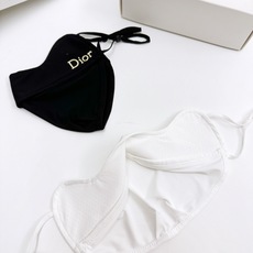 配盒子🌟【一盒2个】🌟 Dior 迪奥 经典字母logo冰丝防晒口罩,防紫外线的夏季神器,护眼角防晒口罩 配盒子🌟【一盒2个】🌟 Dior 迪奥 经典字母logo冰丝防晒口罩,防紫外线的夏季神器,护眼角防晒口罩