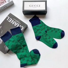 配包装🌟【一盒2双】🌟Gucci 古奇 爆款双G字母 长筒袜 中筒袜。专柜同步发售ing ,巨多明星红 配包装🌟【一盒2双】🌟Gucci 古奇 爆款双G字母 长筒袜 中筒袜。专柜同步发售ing ,巨多明星红