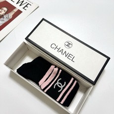 配包装🌟【一盒一双】🌟Chanel 香奈儿 经典双C字母logo纯棉长筒袜 小腿袜🌟ins爆款!专柜在 配包装🌟【一盒一双】🌟Chanel 香奈儿 经典双C字母logo纯棉长筒袜 小腿袜🌟ins爆款!专柜在