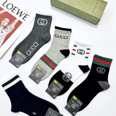配包装🌟【一盒5双】 🌟Gucci 古琦 经典字母logo 纯棉船袜 ,ins超火爆条纹短袜,纯棉面 配包装🌟【一盒5双】 🌟Gucci 古琦 经典字母logo 纯棉船袜 ,ins超火爆条纹短袜,纯棉面