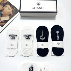 配包装🌟【一盒5双】 🌟Chanel 香奈儿 经典字母logo 纯棉船袜 ,ins超火爆空调袜,纯棉 配包装🌟【一盒5双】 🌟Chanel 香奈儿 经典字母logo 纯棉船袜 ,ins超火爆空调袜,纯棉