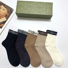 配包装🌟【一盒5 双】 🌟Gucci 古琦 经典字母logo 纯棉短筒袜 ,ins超火爆短袜,纯棉面 配包装🌟【一盒5 双】 🌟Gucci 古琦 经典字母logo 纯棉短筒袜 ,ins超火爆短袜,纯棉面