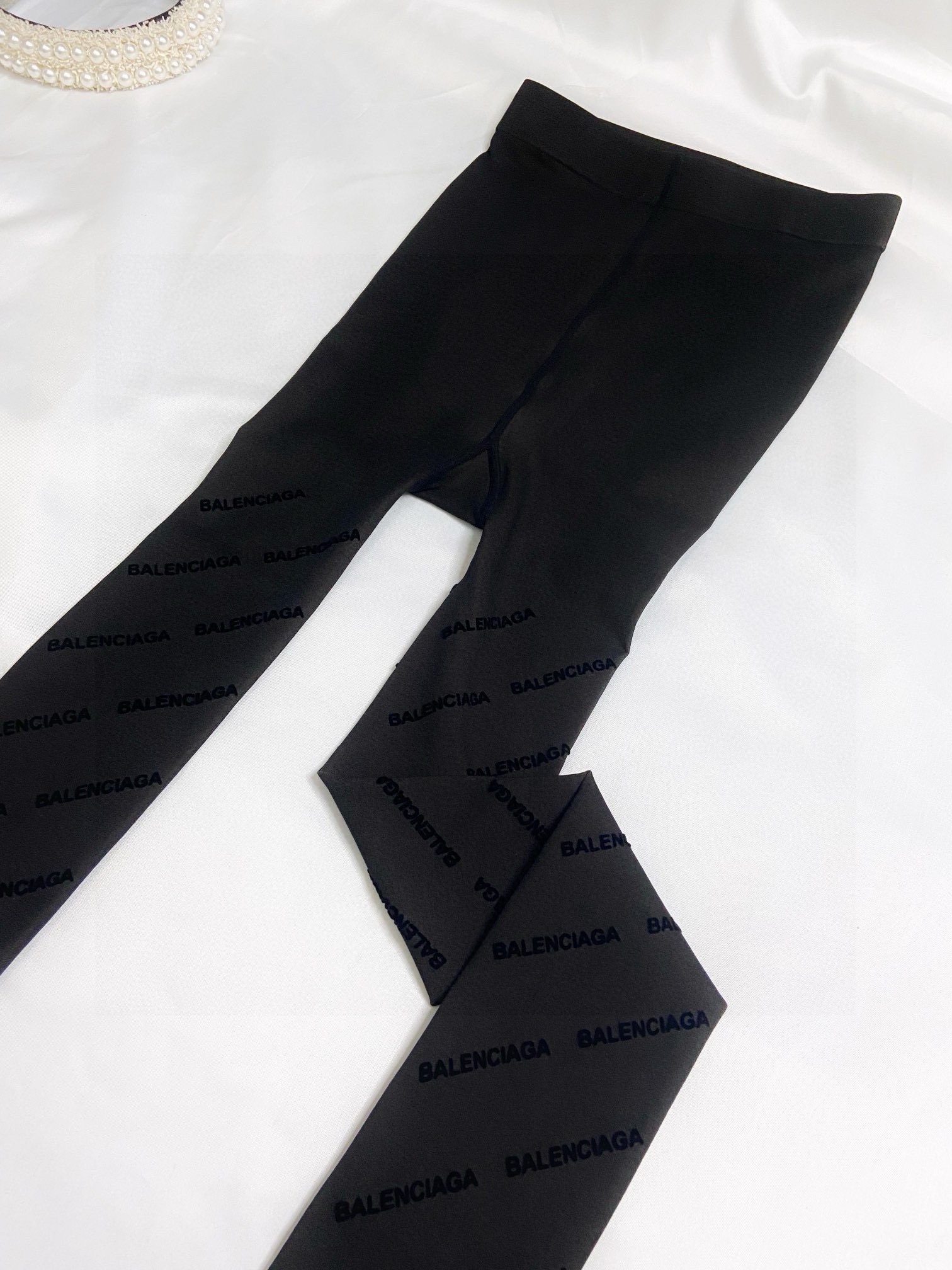 配包装🌟【一盒一双】🌟Balenciaga  巴黎世家 ins爆款，秋冬加厚字母植绒丝袜 连裤袜🌟对版高