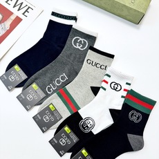 配包装🌟【一盒5双】 🌟Gucci 古琦 经典字母logo 纯棉船袜 ,ins超火爆条纹短袜,纯棉面 配包装🌟【一盒5双】 🌟Gucci 古琦 经典字母logo 纯棉船袜 ,ins超火爆条纹短袜,纯棉面