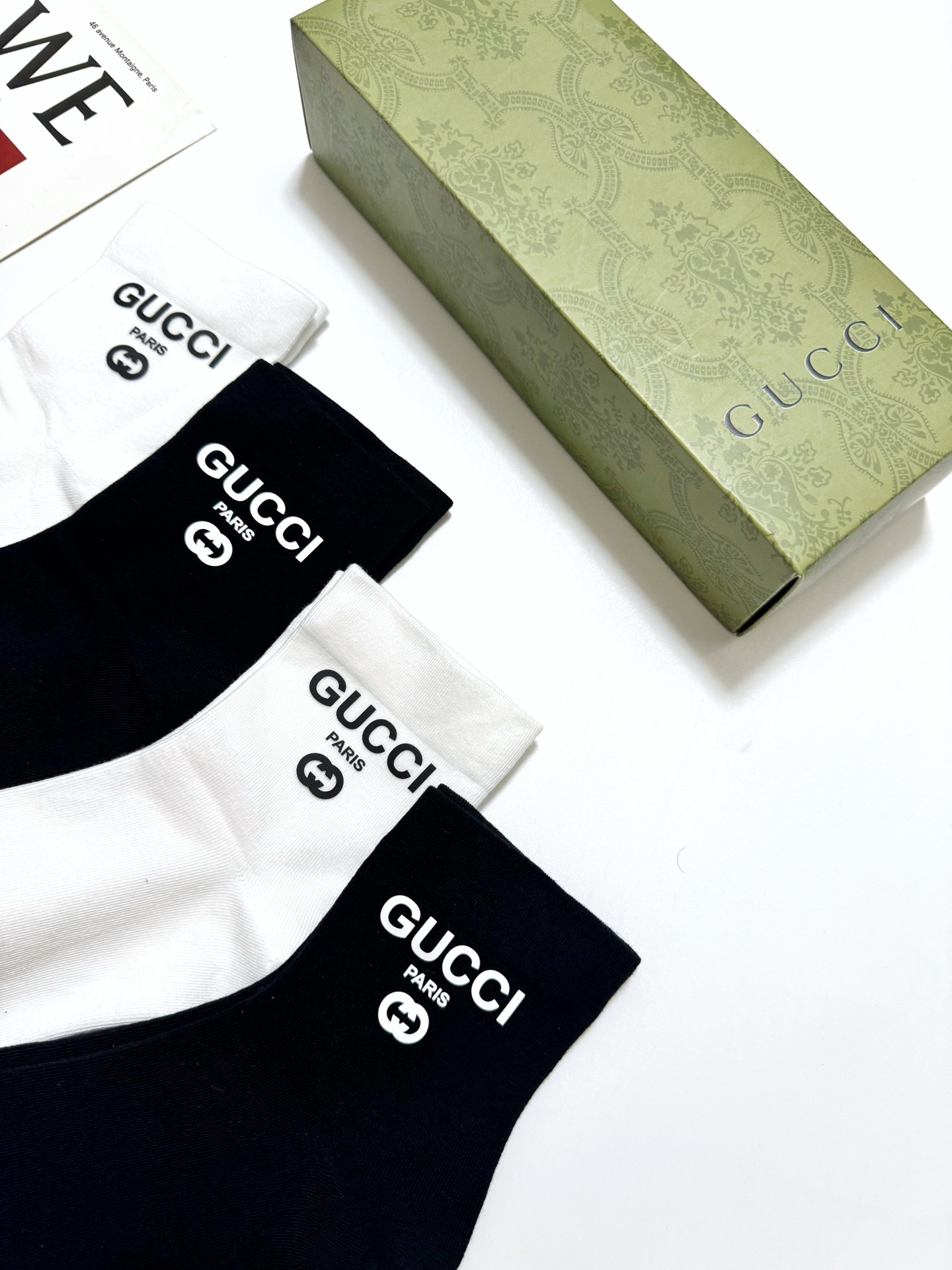 配包装🌟【一盒4双】🌟Gucci 古琦 经典字母logo 纯棉中筒袜 经典纯色短袜🌟ins爆款！专柜在售