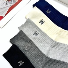 配包装🌟【一盒5 双】 🌟Celine 赛琳 经典刺绣字母logo 纯棉 混纺中筒袜 ,软糯亲肤,i 配包装🌟【一盒5 双】 🌟Celine 赛琳 经典刺绣字母logo 纯棉 混纺中筒袜 ,软糯亲肤,i