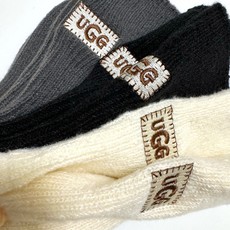 配包装🌟【一盒3双】🌟UGG 经典字母 logo刺绣羊毛 混纺中筒袜 !超级软糯亲肤!🌟ins爆款!专 配包装🌟【一盒3双】🌟UGG 经典字母 logo刺绣羊毛 混纺中筒袜 !超级软糯亲肤!🌟ins爆款!专