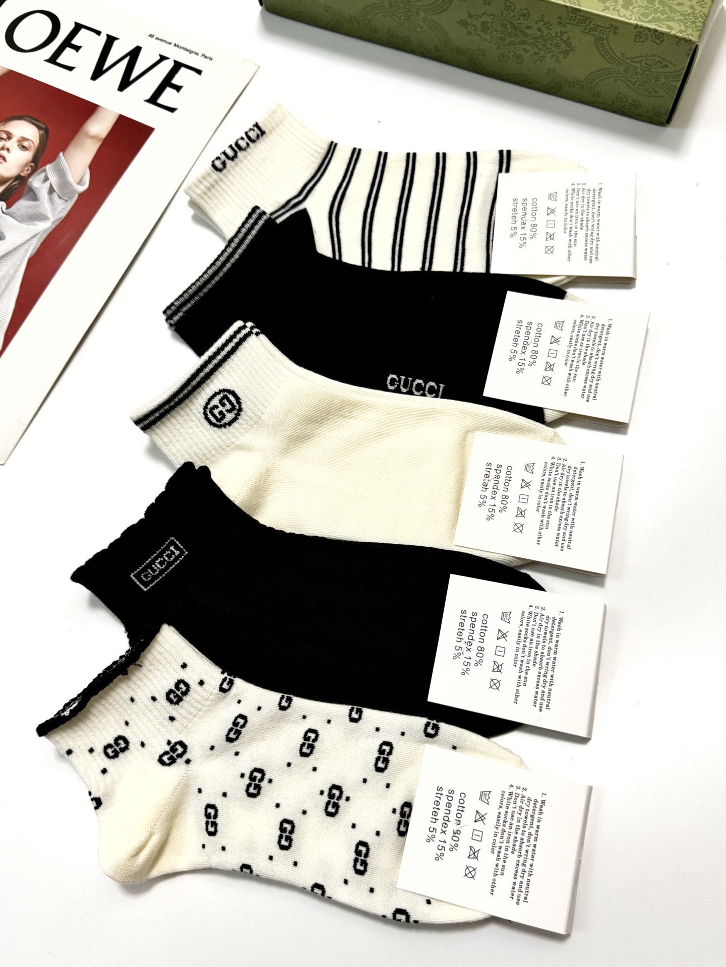 配包装🌟【一盒5 双】 🌟Gucci 古奇 经典字母logo纯棉短袜  男女同款，ins超火爆红人同款，