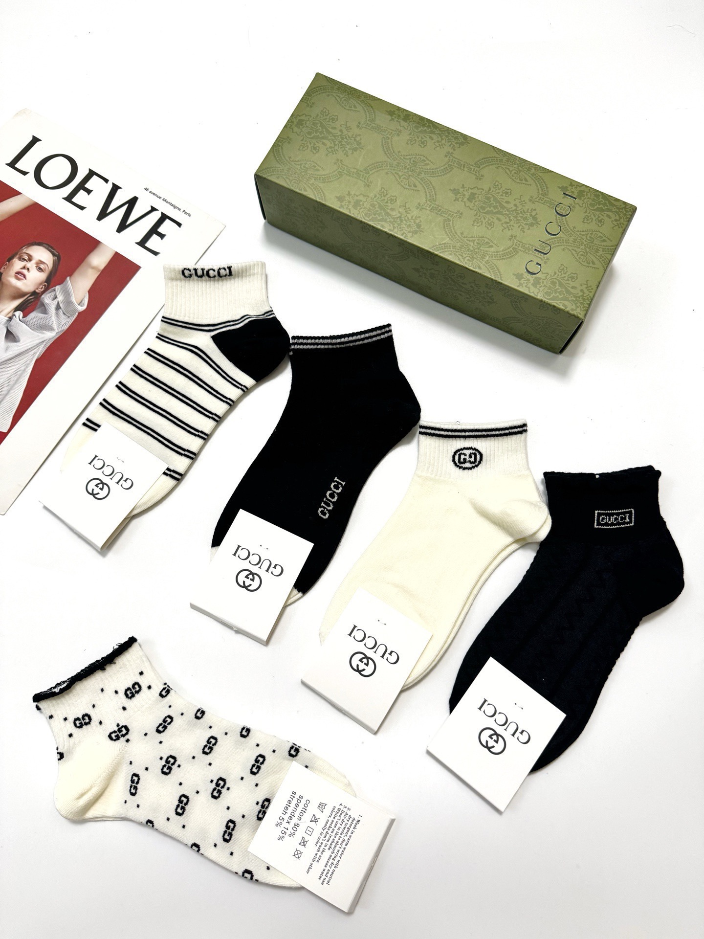 配包装🌟【一盒5 双】 🌟Gucci 古奇 经典字母logo纯棉短袜  男女同款，ins超火爆红人同款，