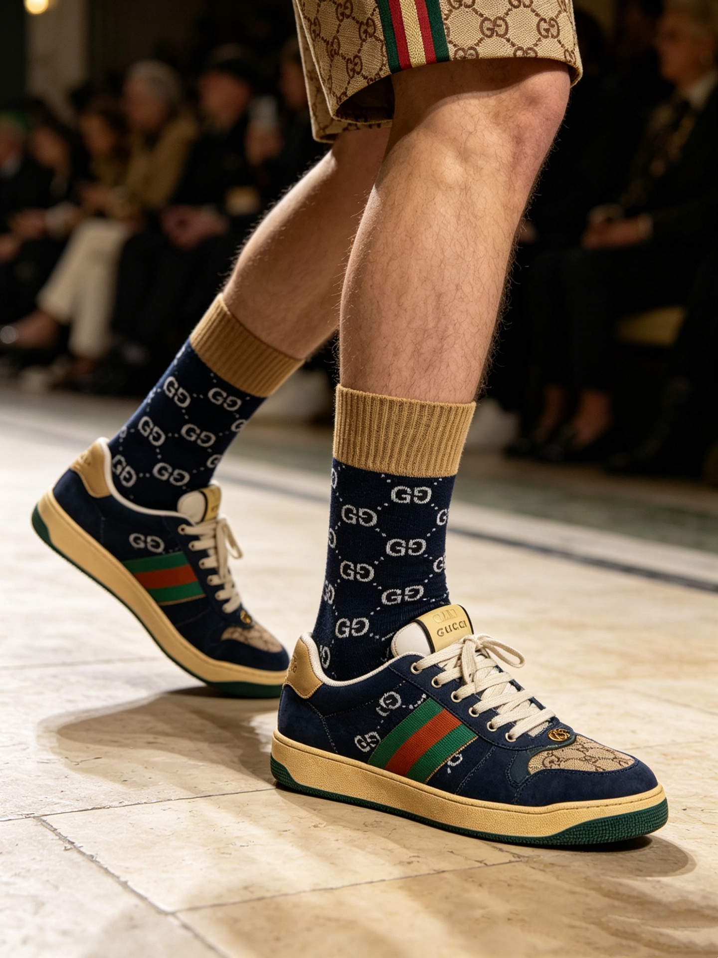 NO:850930,Comes with packaging [3 pairs in a box] Gucci classic letter logo pure cotton mid-calf socks!  Super soft and skin-friendly!  Ins hot style!  It’s on sale at the counter and it’s so explosive!  Super high quality!  A classic that never goes out of style!  A must-have for fashionistas, the quality of counter purchases is great and easy to wear!  Recommended, recommended, recommended ~ ~ must-have small items!  !  socks, stockings, socks, gucci, socks19860909配包装【一盒3双】 Gucci 古琦 经典字母 logo 纯棉 中筒袜 ！超级软糯亲肤！ ins爆款！专柜在售ing 好看到爆炸 ！超高品质！经典不过时！潮人必不能少的专柜代购品质 ,巨好穿！推荐推荐推荐～～必入小单品！！袜子,丝袜,袜子,gucci,socks,accessory