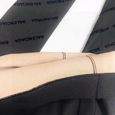 配包装🌟【一盒一双】🌟Balenciaga 巴黎世家 ins爆款,秋冬加厚字母植绒丝袜 连裤袜🌟对版高 配包装🌟【一盒一双】🌟Balenciaga 巴黎世家 ins爆款,秋冬加厚字母植绒丝袜 连裤袜🌟对版高