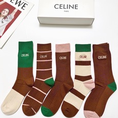 配包装🌟【一盒5 双】 🌟Celine 赛琳 经典刺绣字母logo 纯棉混纺中筒袜 ,软糯亲肤,in 配包装🌟【一盒5 双】 🌟Celine 赛琳 经典刺绣字母logo 纯棉混纺中筒袜 ,软糯亲肤,in