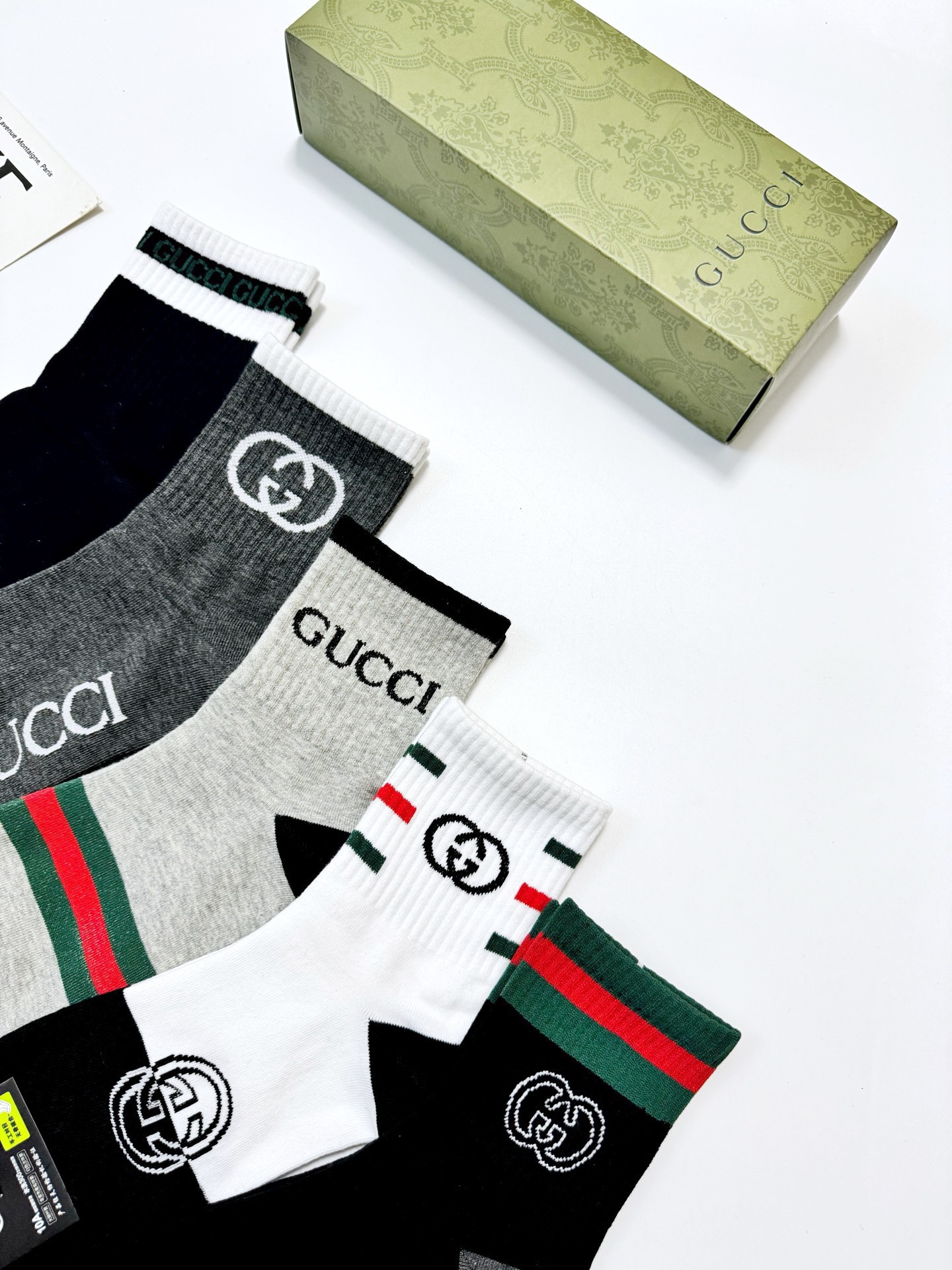 配包装🌟【一盒5双】 🌟Gucci 古琦 经典字母logo 纯棉船袜   ，ins超火爆条纹短袜，纯棉面