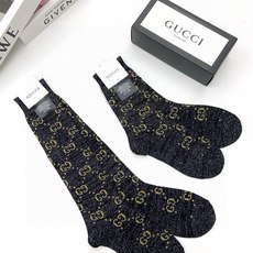 配包装🌟【一盒2 双】🌟Gucci 古奇 爆款金银丝长筒袜 中筒袜,超级火爆小腿袜。双针针织混纺金银丝材 配包装🌟【一盒2 双】🌟Gucci 古奇 爆款金银丝长筒袜 中筒袜,超级火爆小腿袜。双针针织混纺金银丝材