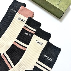 配包装 🌟【一盒5 双】 🌟Gucci 古琦 经典刺绣字母logo 纯棉中筒袜 ,ins超火爆小腿袜,纯棉面料,潮 配包装 🌟【一盒5 双】 🌟Gucci 古琦 经典刺绣字母logo 纯棉中筒袜 ,ins超火爆小腿袜,纯棉面料,潮