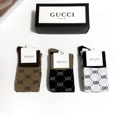 配包装 🌟【一盒3 双】 🌟Gucci 古奇 爆款双G字母 长筒袜 小腿袜 。专柜同步发售ing ,巨多明星红人同款! 配包装 🌟【一盒3 双】 🌟Gucci 古奇 爆款双G字母 长筒袜 小腿袜 。专柜同步发售ing ,巨多明星红人同款!