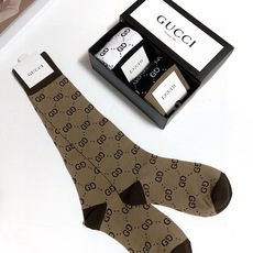 配包装 🌟【一盒3 双】 🌟Gucci 古奇 爆款双G字母 长筒袜 小腿袜 。专柜同步发售ing ,巨多明星红人同款! 配包装 🌟【一盒3 双】 🌟Gucci 古奇 爆款双G字母 长筒袜 小腿袜 。专柜同步发售ing ,巨多明星红人同款!