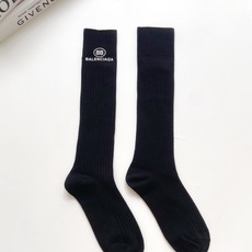 配包装 🌟【一盒一双】 🌟巴黎世家 balenciaga 经典字母logo纯棉长筒袜 小腿袜 🌟重工装饰个性时尚 🌟i 配包装 🌟【一盒一双】 🌟巴黎世家 balenciaga 经典字母logo纯棉长筒袜 小腿袜 🌟重工装饰个性时尚 🌟i