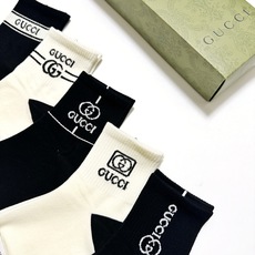 配包装 🌟【一盒5 双】 🌟Gucci 古琦 经典字母logo 纯棉短筒袜 ,男女同款 ,ins超火爆短袜,纯棉面 配包装 🌟【一盒5 双】 🌟Gucci 古琦 经典字母logo 纯棉短筒袜 ,男女同款 ,ins超火爆短袜,纯棉面