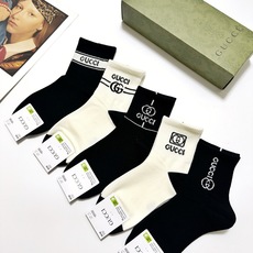 配包装 🌟【一盒5 双】 🌟Gucci 古琦 经典字母logo 纯棉短筒袜 ,男女同款 ,ins超火爆短袜,纯棉面 配包装 🌟【一盒5 双】 🌟Gucci 古琦 经典字母logo 纯棉短筒袜 ,男女同款 ,ins超火爆短袜,纯棉面