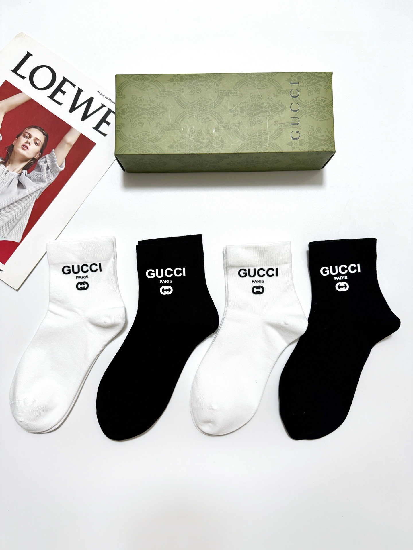 配包装 🌟【一盒4双】 🌟Gucci 古琦 经典字母logo 纯棉中筒袜 经典纯色短袜 🌟ins爆款！专柜在售ing 🌟