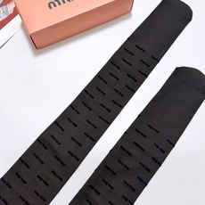 【加厚款 克重100g】 配包装 🌟【一盒一双】 🌟缪缪 miumiu ins爆款,秋冬加厚丝袜 ,水光黑丝透肤打底连 【加厚款 克重100g】 配包装 🌟【一盒一双】 🌟缪缪 miumiu ins爆款,秋冬加厚丝袜 ,水光黑丝透肤打底连