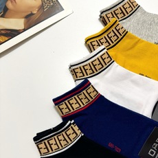 配包装 🌟【一盒5 双】男女同款 🌟Fendi 芬迪 经典字母logo 纯棉短筒袜 ,ins超火爆短袜 纯棉面料, 配包装 🌟【一盒5 双】男女同款 🌟Fendi 芬迪 经典字母logo 纯棉短筒袜 ,ins超火爆短袜 纯棉面料,