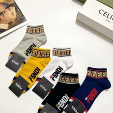 配包装 🌟【一盒5 双】男女同款 🌟Fendi 芬迪 经典字母logo 纯棉短筒袜 ,ins超火爆短袜 纯棉面料, 配包装 🌟【一盒5 双】男女同款 🌟Fendi 芬迪 经典字母logo 纯棉短筒袜 ,ins超火爆短袜 纯棉面料,