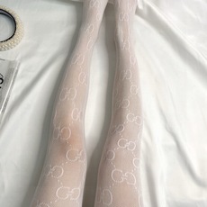 配包装 【一盒一双】🌟Gucci爆款大双G字母网袜 🌟对版高货!【腰部带logo】 好看到爆炸 ,欧美大牌丝袜。 🌟潮人 配包装 【一盒一双】🌟Gucci爆款大双G字母网袜 🌟对版高货!【腰部带logo】 好看到爆炸 ,欧美大牌丝袜。 🌟潮人