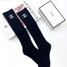 配包装 🌟【一盒一双】 🌟Chanel 香奈儿 经典字母logo纯棉长筒袜 小腿袜 🌟重工装饰个性时尚 🌟ins爆款! 配包装 🌟【一盒一双】 🌟Chanel 香奈儿 经典字母logo纯棉长筒袜 小腿袜 🌟重工装饰个性时尚 🌟ins爆款!